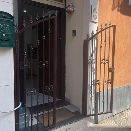 Casa Giniusa Central Studio Катания Экстерьер фото