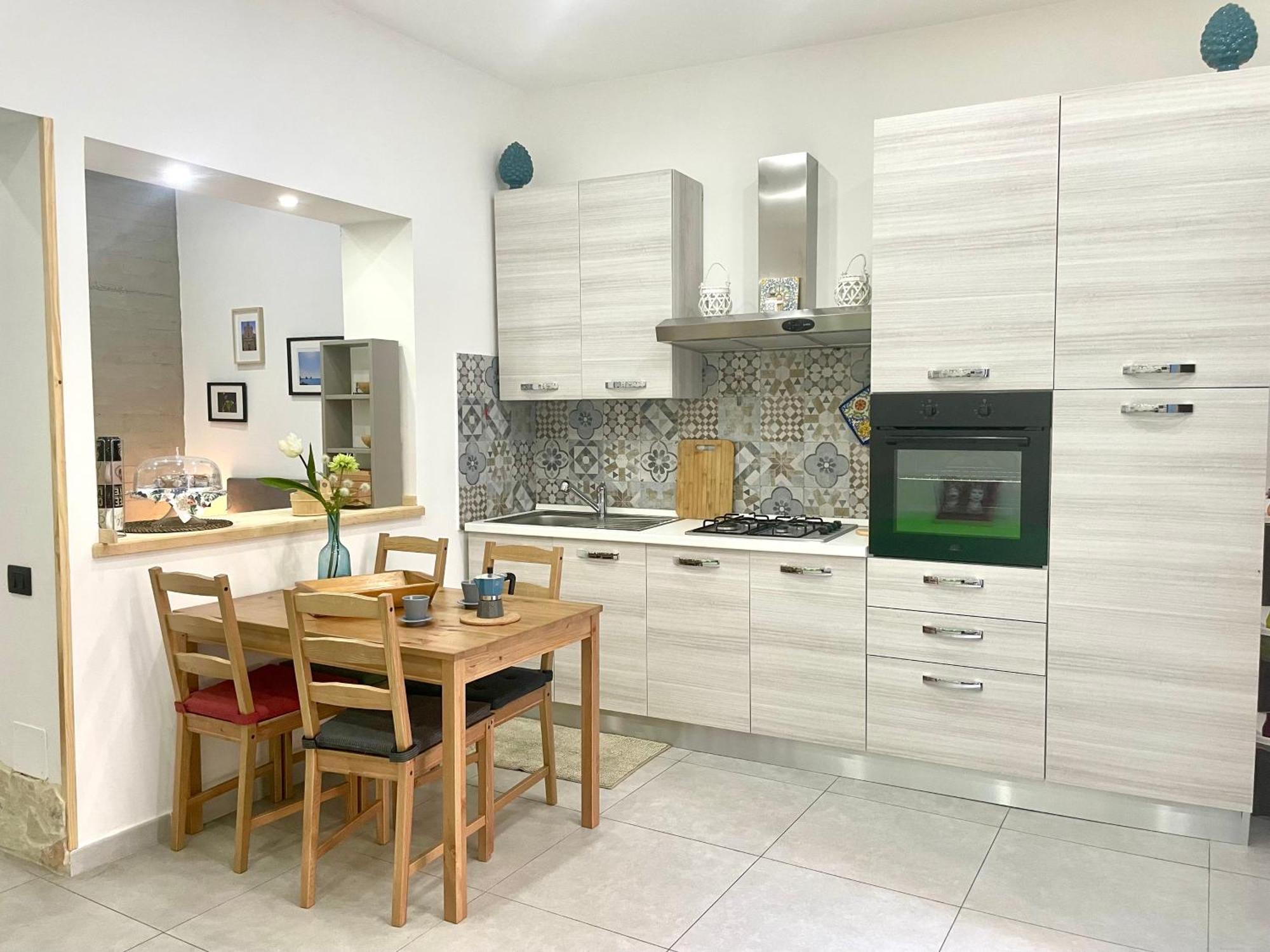 Casa Giniusa Central Studio Катания Экстерьер фото